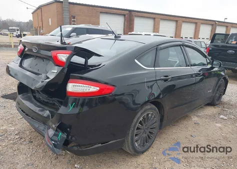 2015 Ford Fusion Hybrid Se z USA, uszkodzony, nr VIN 3FA6P0LUXFR213752